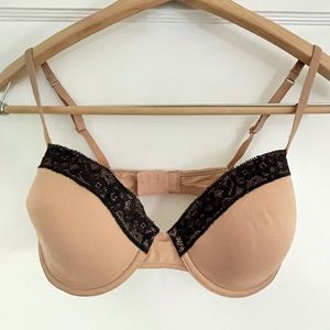 [Calvin Klein] 34C Contour Bra